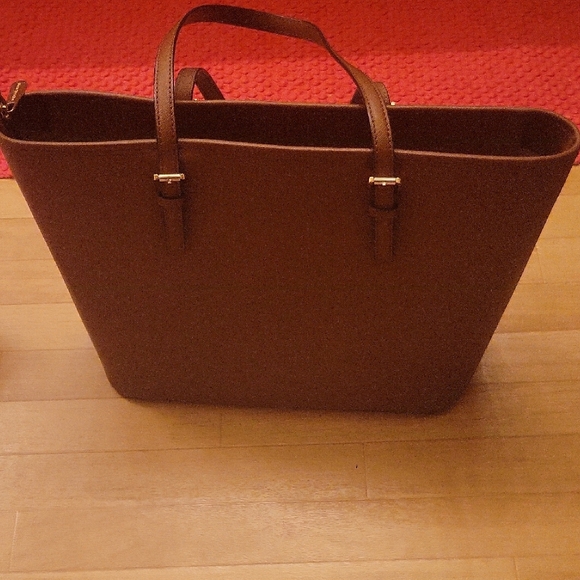 Michael Kors Brown Tote Bag - Picture 6 of 16